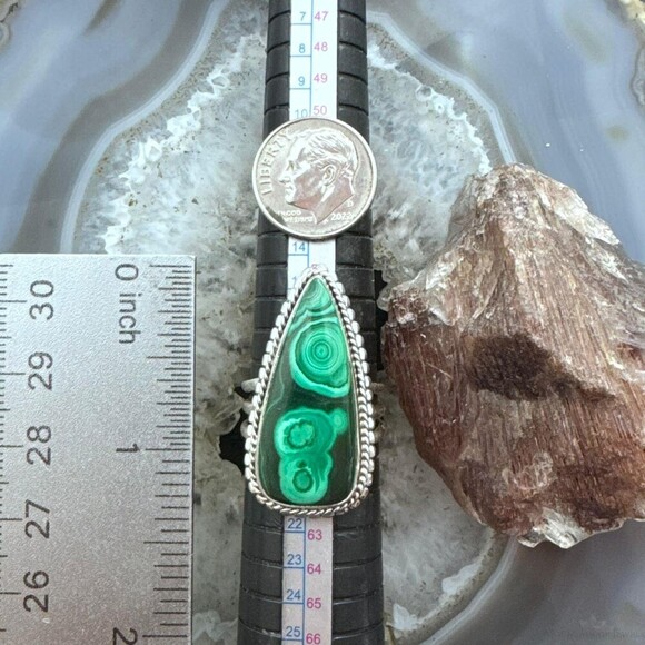 Sterling Southwestern Style Elongated Teardrop Malachite Decorated Ring Size 9 - Picture 9 of 10